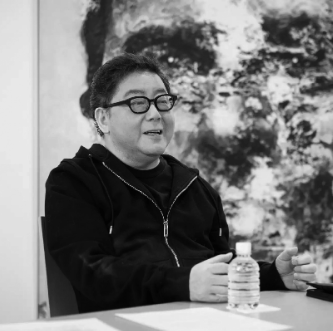 Yasushi Akimoto
